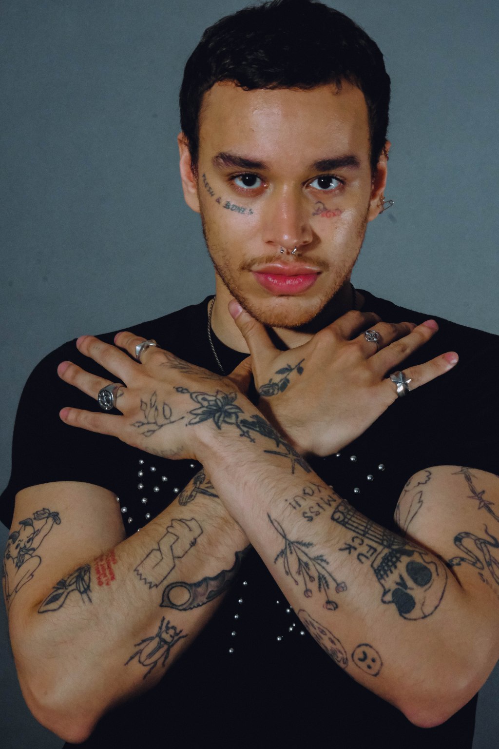 B3NCHES X WORLDWIDE MAGAZINE VOLUME 4 ISSUE&nbsp;4